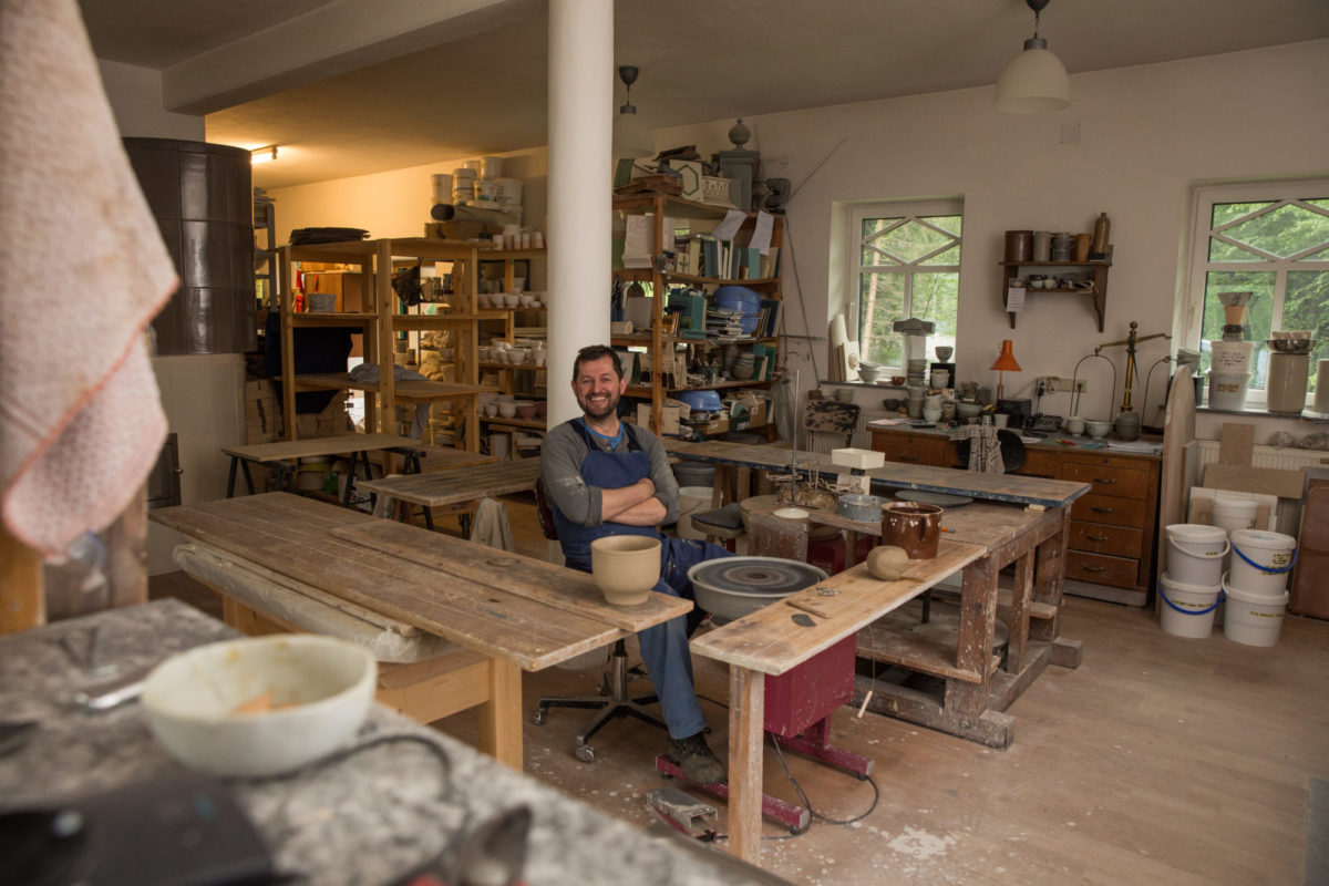 Josef Wieser in seiner Werkstatt in Waidhofen/Ybbs